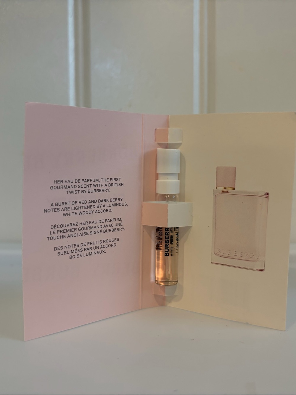 Burberry Sample Collection - Picture 2 of 4